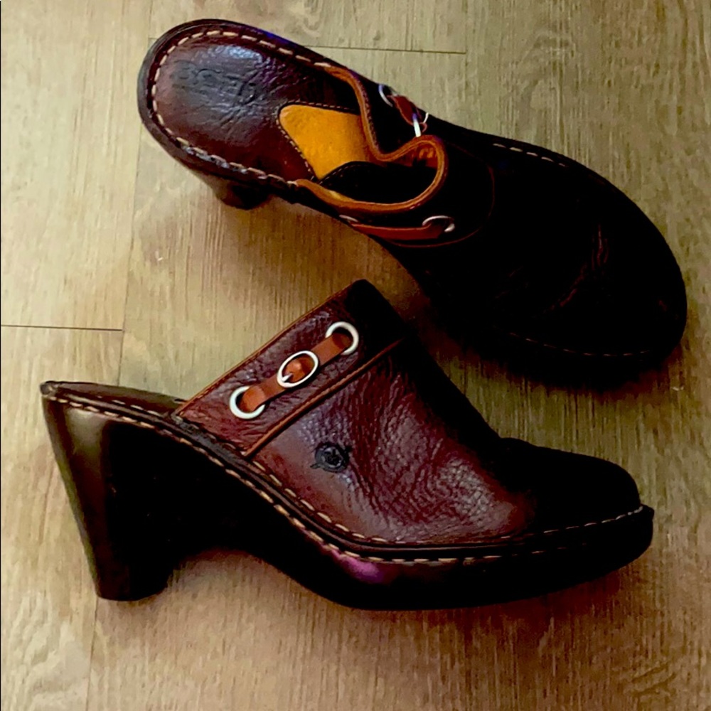 B.O.C. Born Concept Brown Leather clog